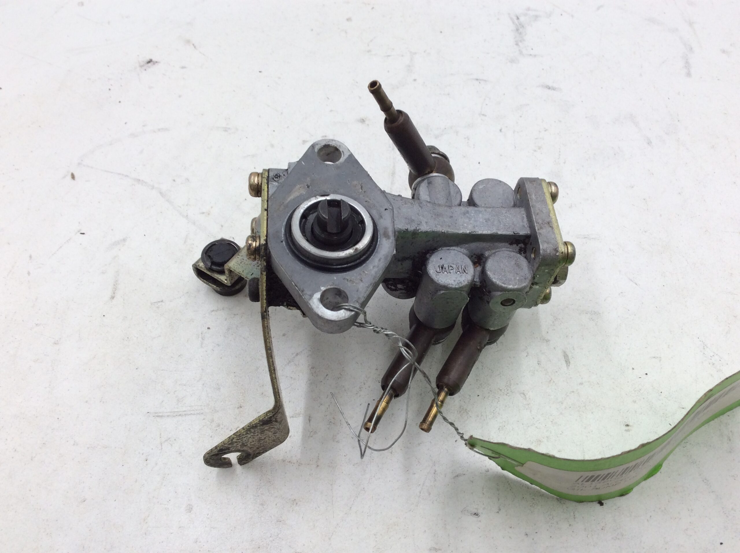 2001 Arctic Cat OIL PUMP - Image 4