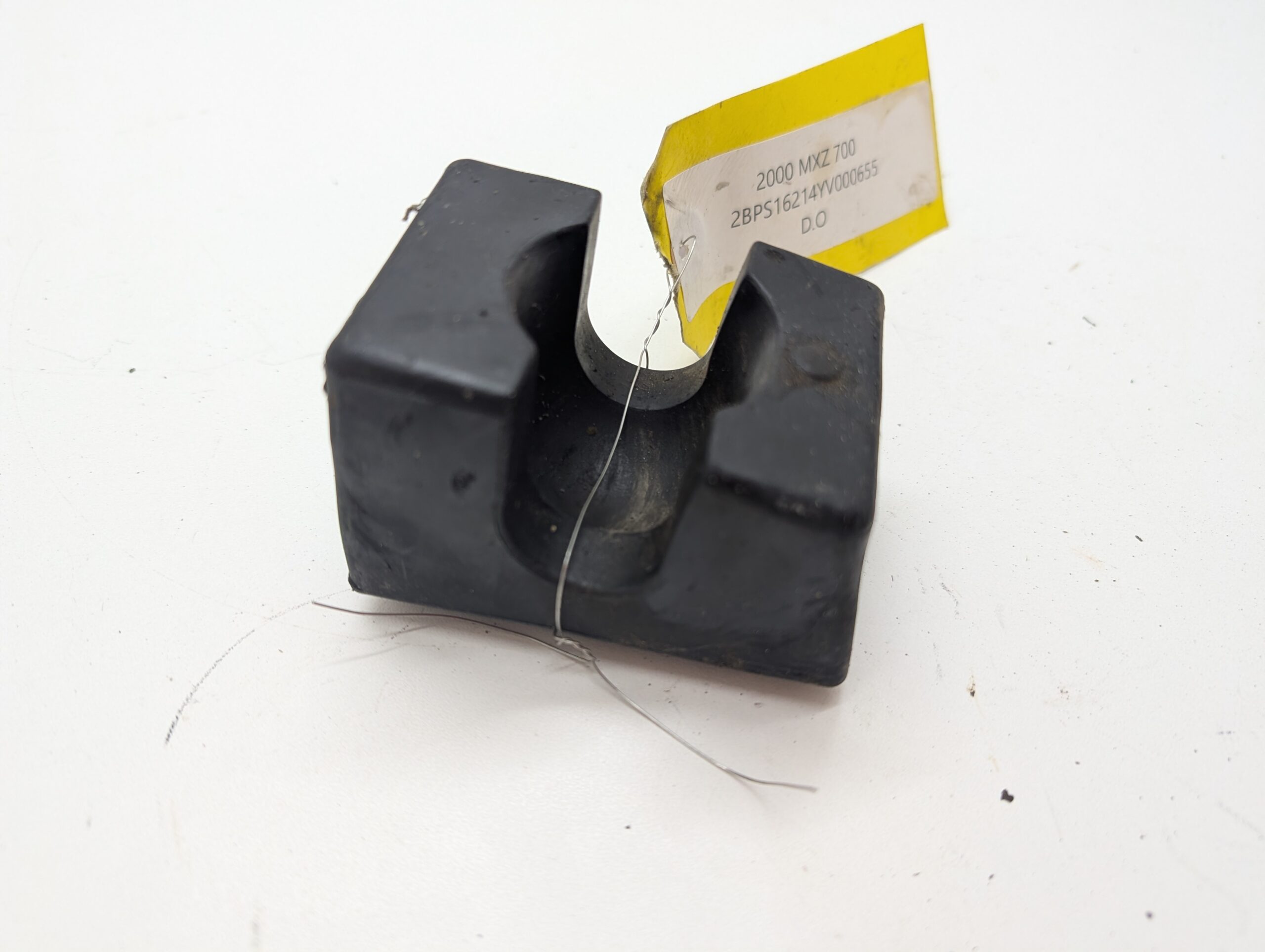 2001 Ski-Doo Ski Shoe Rubber superseded by 505072018