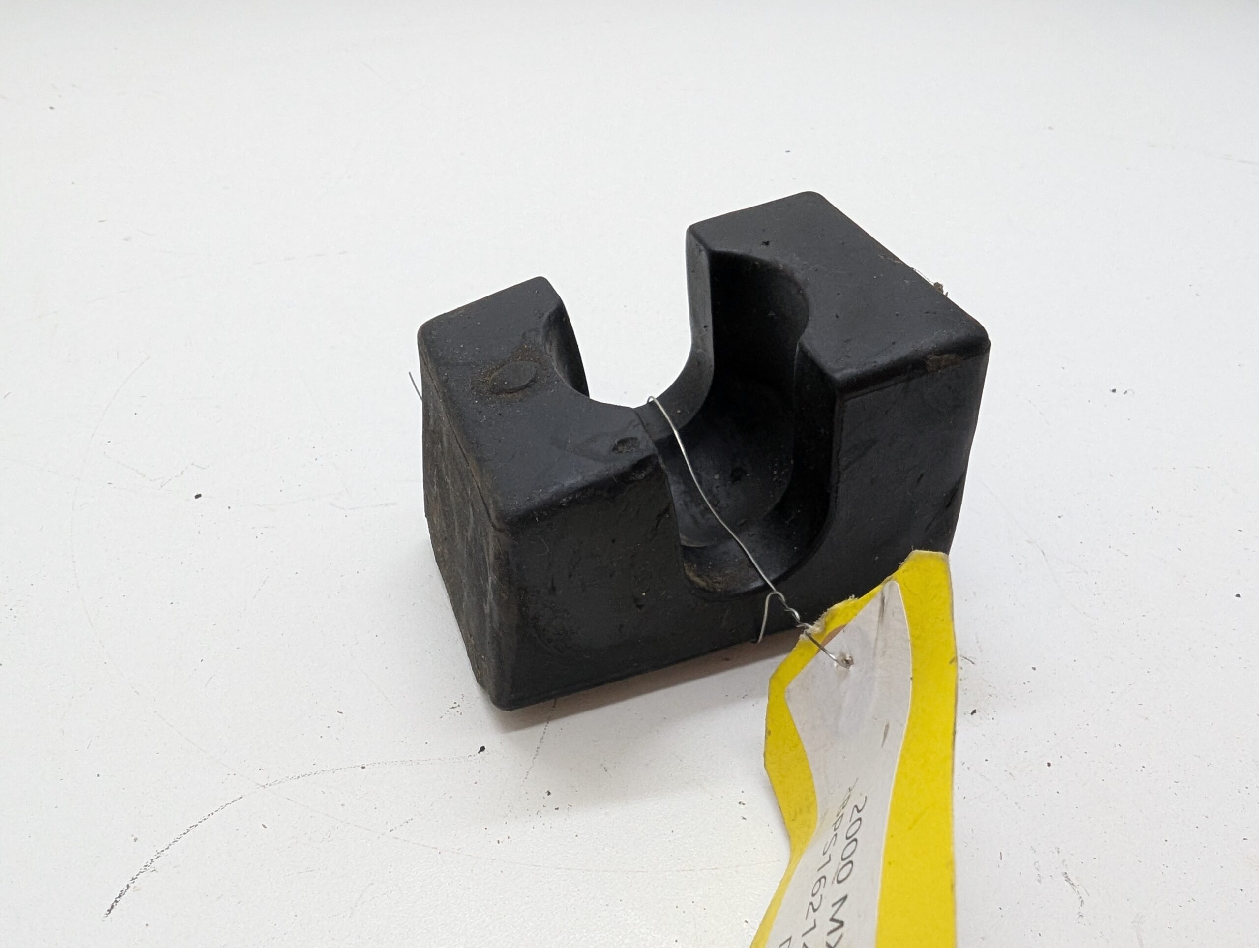 2001 Ski-Doo Ski Shoe Rubber superseded by 505072018 - Image 5