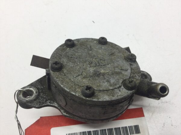1989 Yamaha Fuel Pump - Image 2