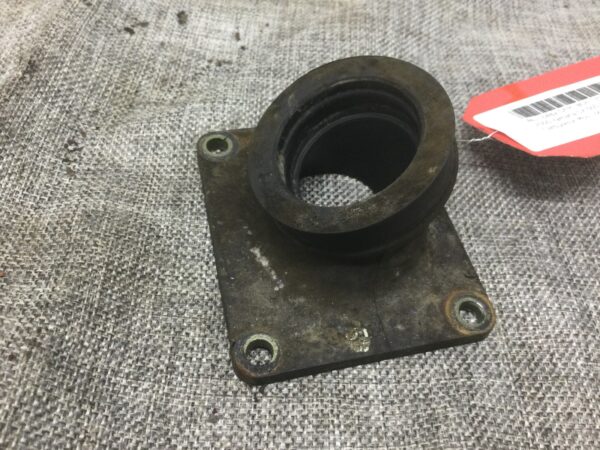 2000 Yamaha Carburetor Mounting Flange