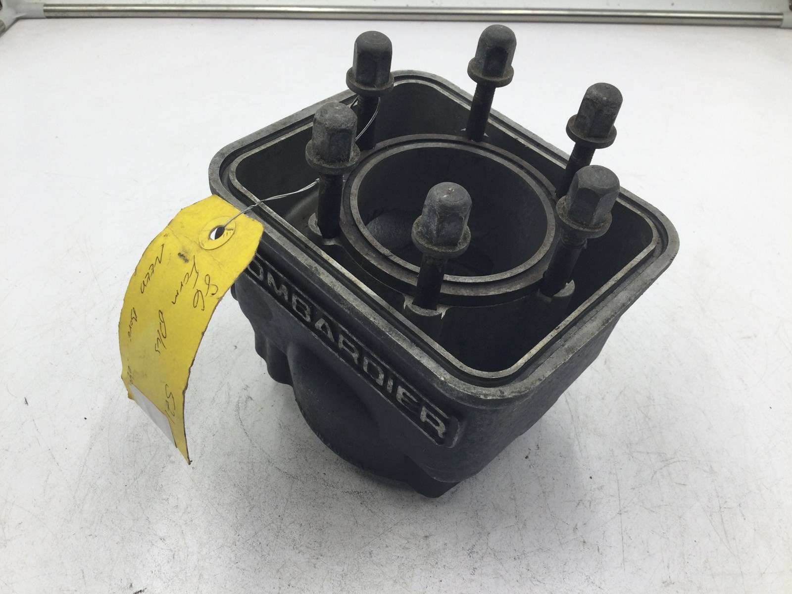 1986 Ski-Doo CYLINDER - Image 2