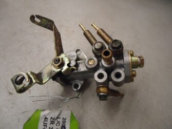 1999 AC ZL 500 L/C OIL PUMP