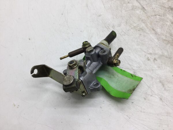 1990 AC JAG 440 F/C OIL PUMP - Image 4