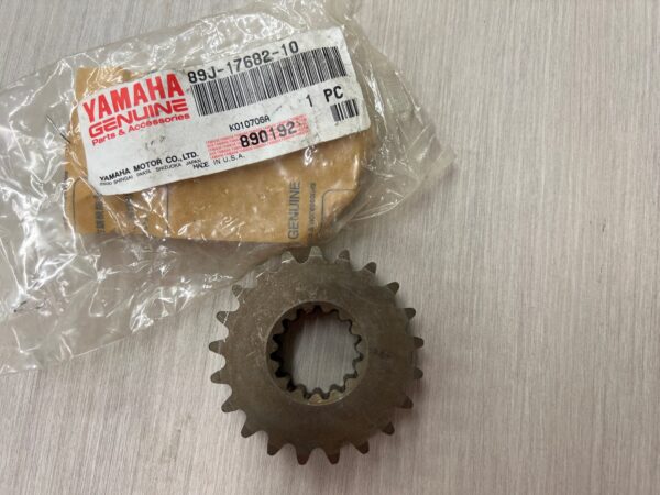 1994 Yamaha Sprocket, Chain Drive (21T) - Image 2