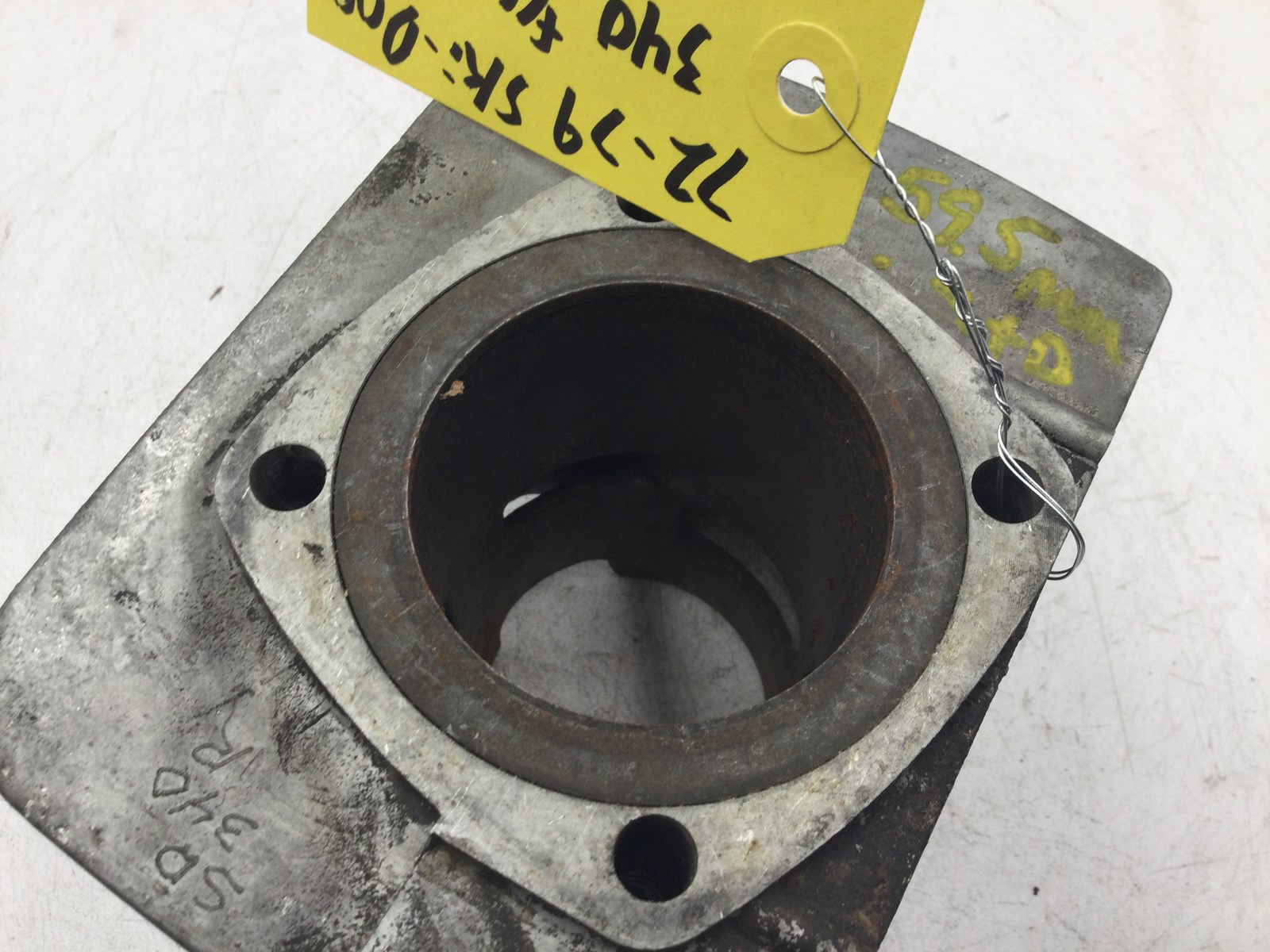 1972 Ski-Doo CYLINDER - Image 3