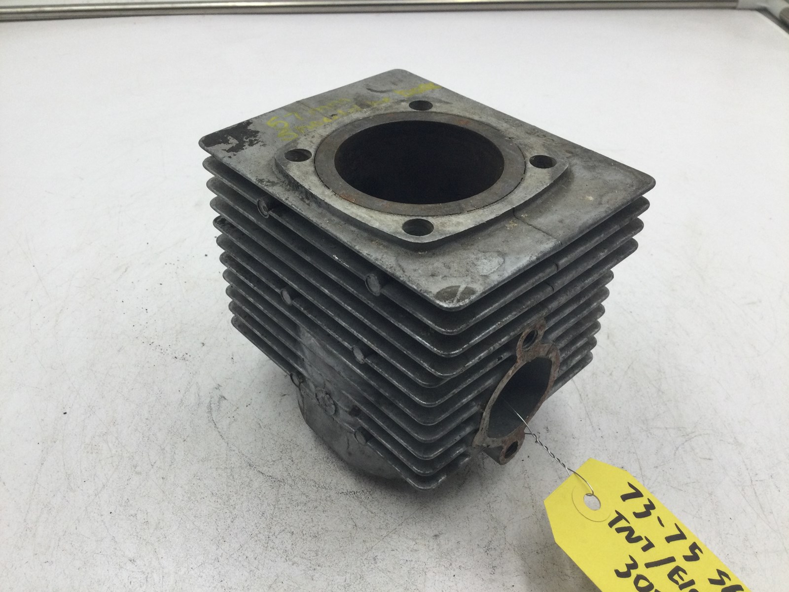 1973 Ski-Doo CYLINDER - Image 2