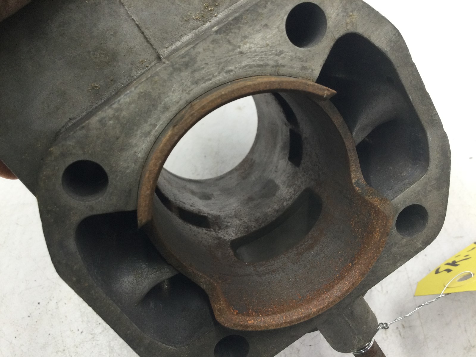 1973 Ski-Doo CYLINDER - Image 4