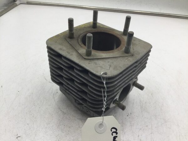 1970 John Deere CYLINDER