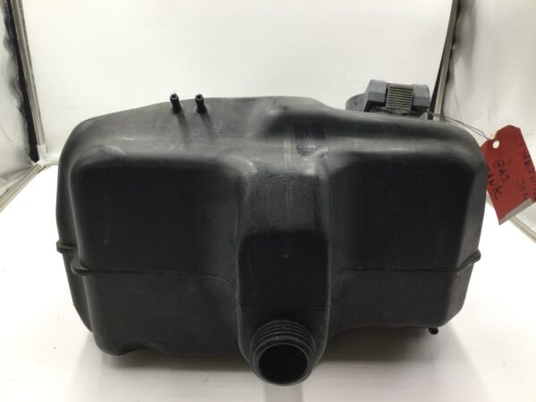 1990 1997 Yamaha INVITER 300 L/C Gas Tank - Image 3