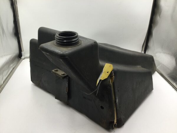 1981 Ski-Doo EVEREST 500 Gas Tank - Image 3