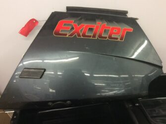 1989 Yamaha RIGHT REAR SIDE PANEL