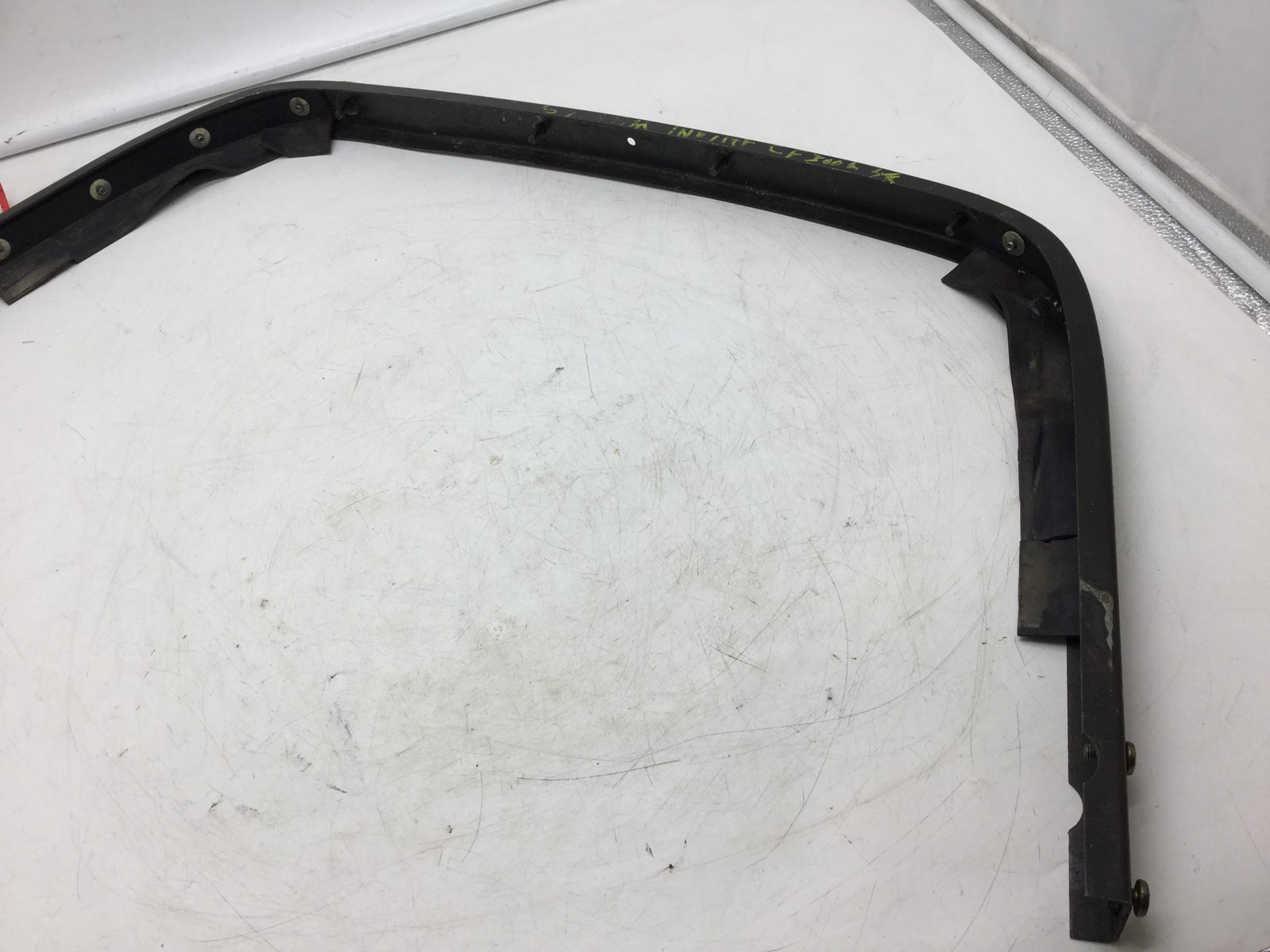 1986 Yamaha BUMPER FRONT - Image 3