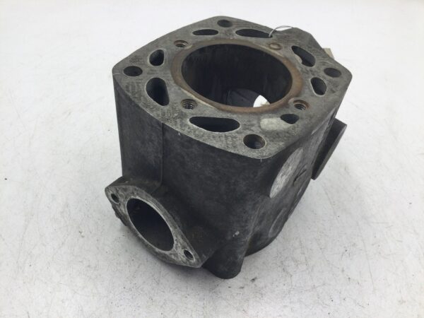 1983-1987 Polaris INDY 600 L/C CYLINDER - Image 2