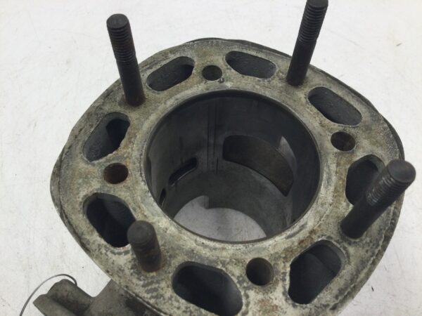 1980 John Deere CYLINDER - Image 3