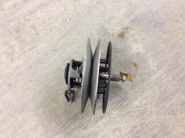 1972 Ski-Doo CLUTCH SECONDARY - Image 2
