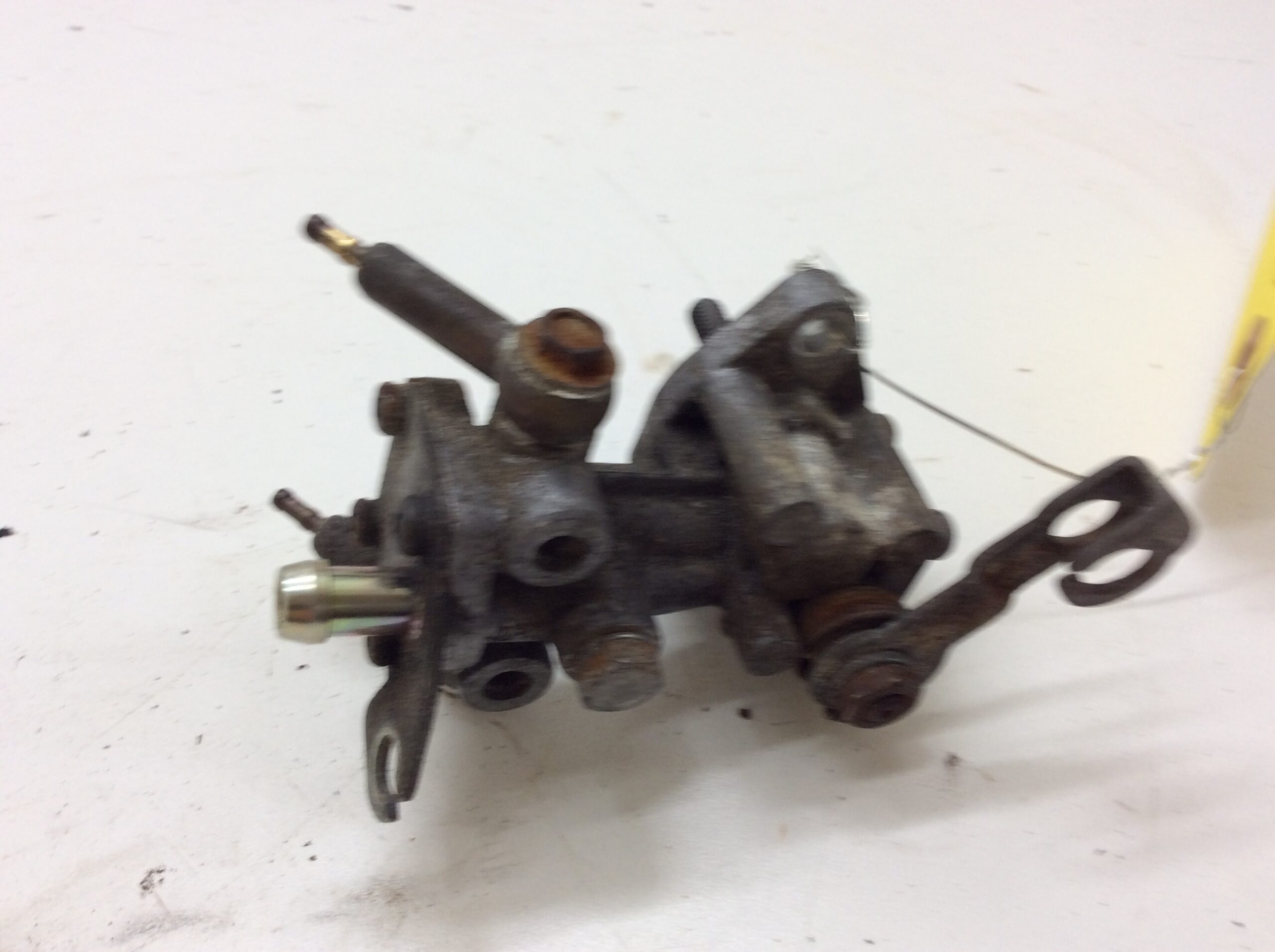 1999 Ski-Doo Used Oil Pump - Image 2
