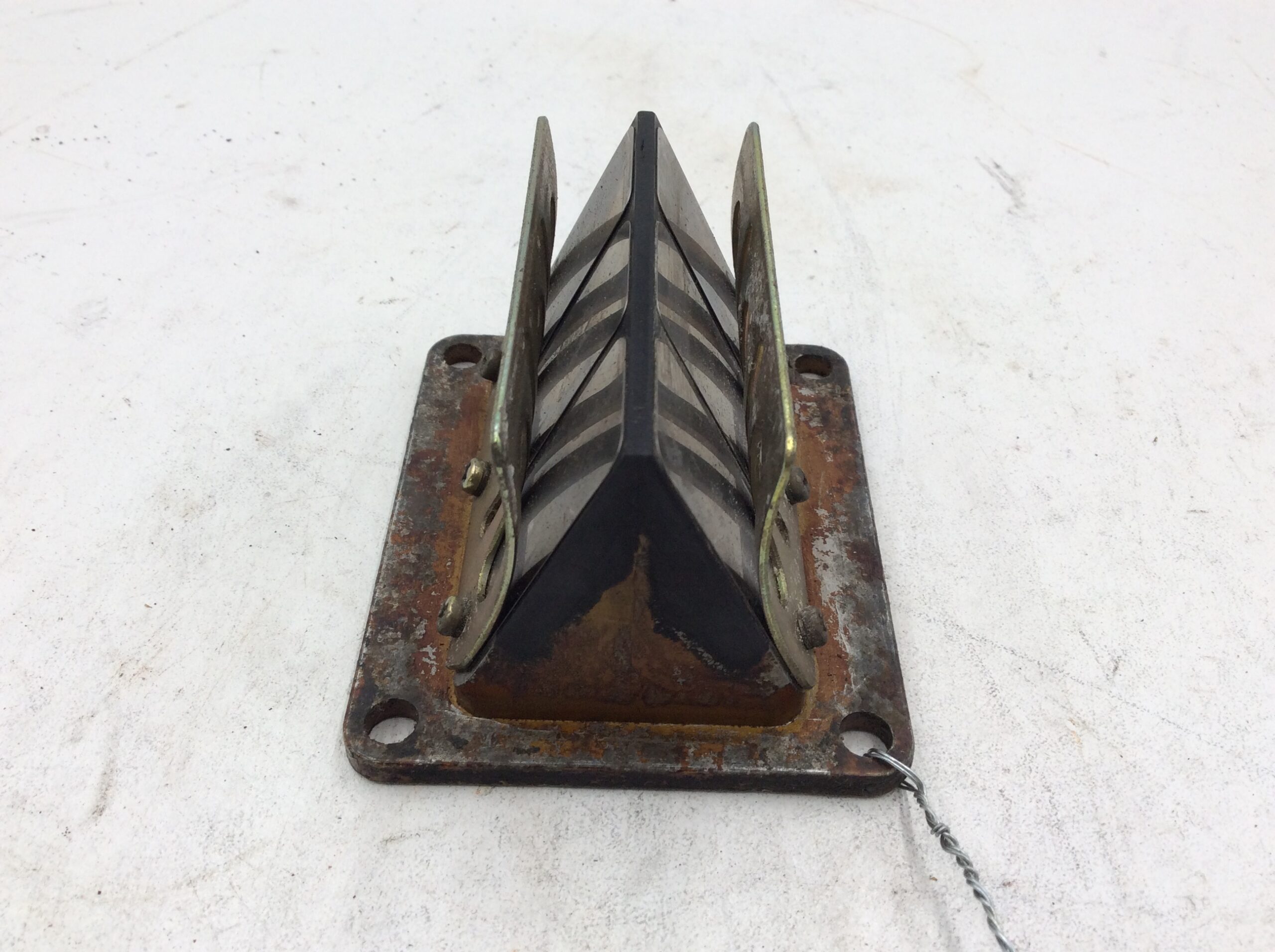 1990 Yamaha Reed Valve - Image 2