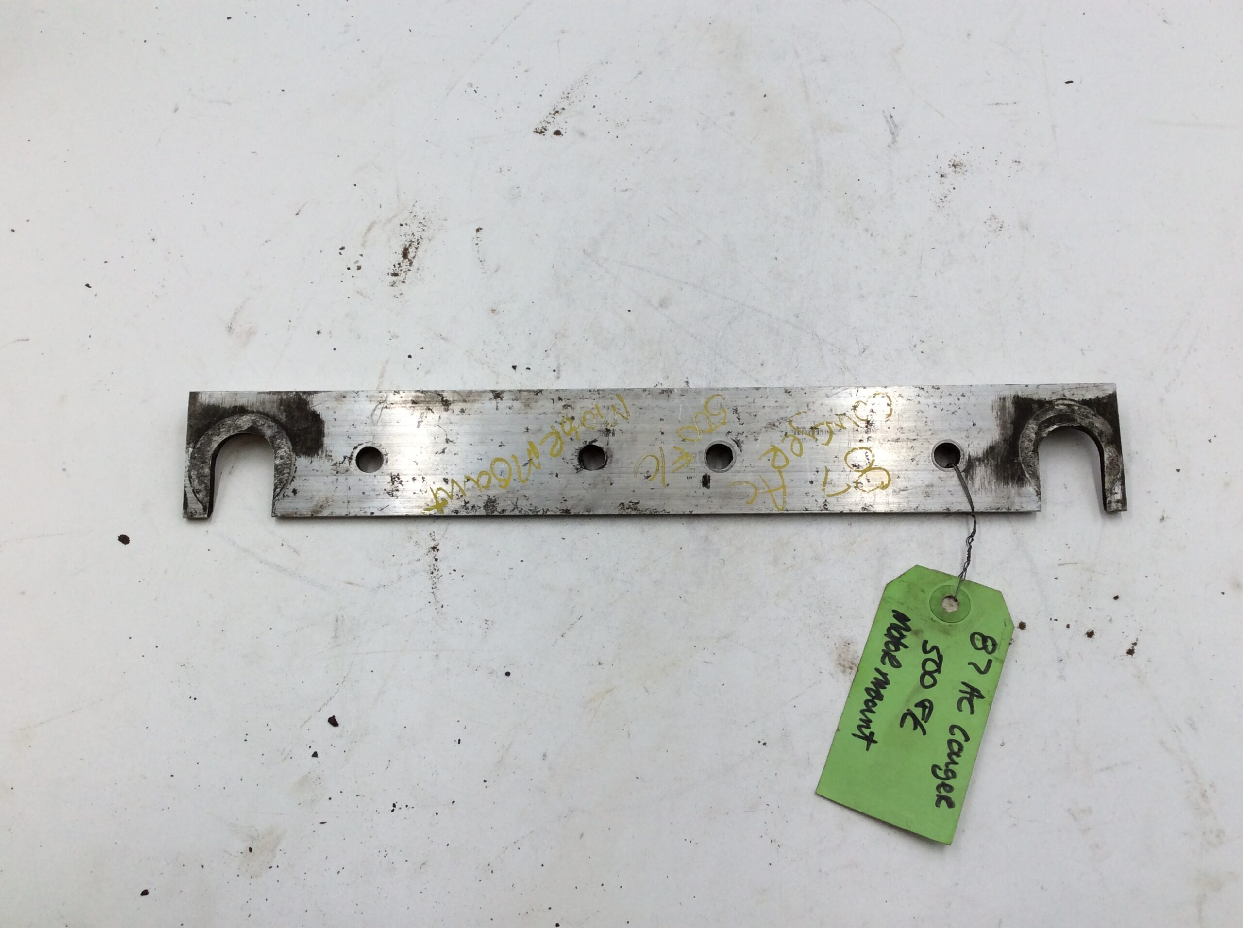 1994 Arctic Cat ANGLE, ENGINE SUPPORT - Image 2