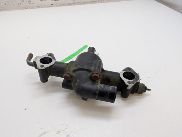 1994 AC WILDCAT 700 L/C EFI Thermostat Manifold - Image 4
