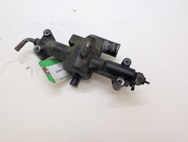 1994 AC WILDCAT 700 L/C EFI Thermostat Manifold - Image 6