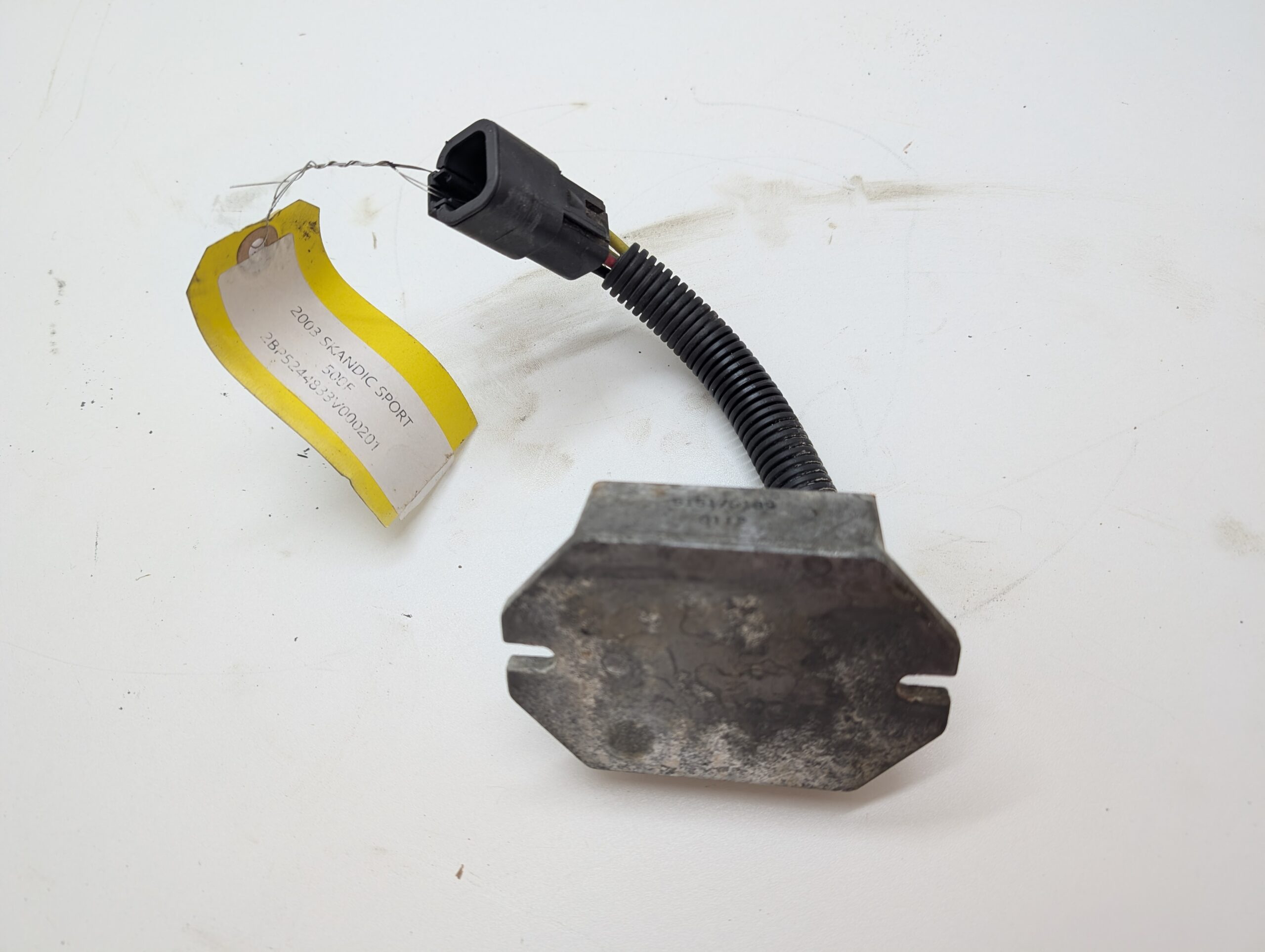 2004 Ski-Doo Used Voltage Regulator - Image 4