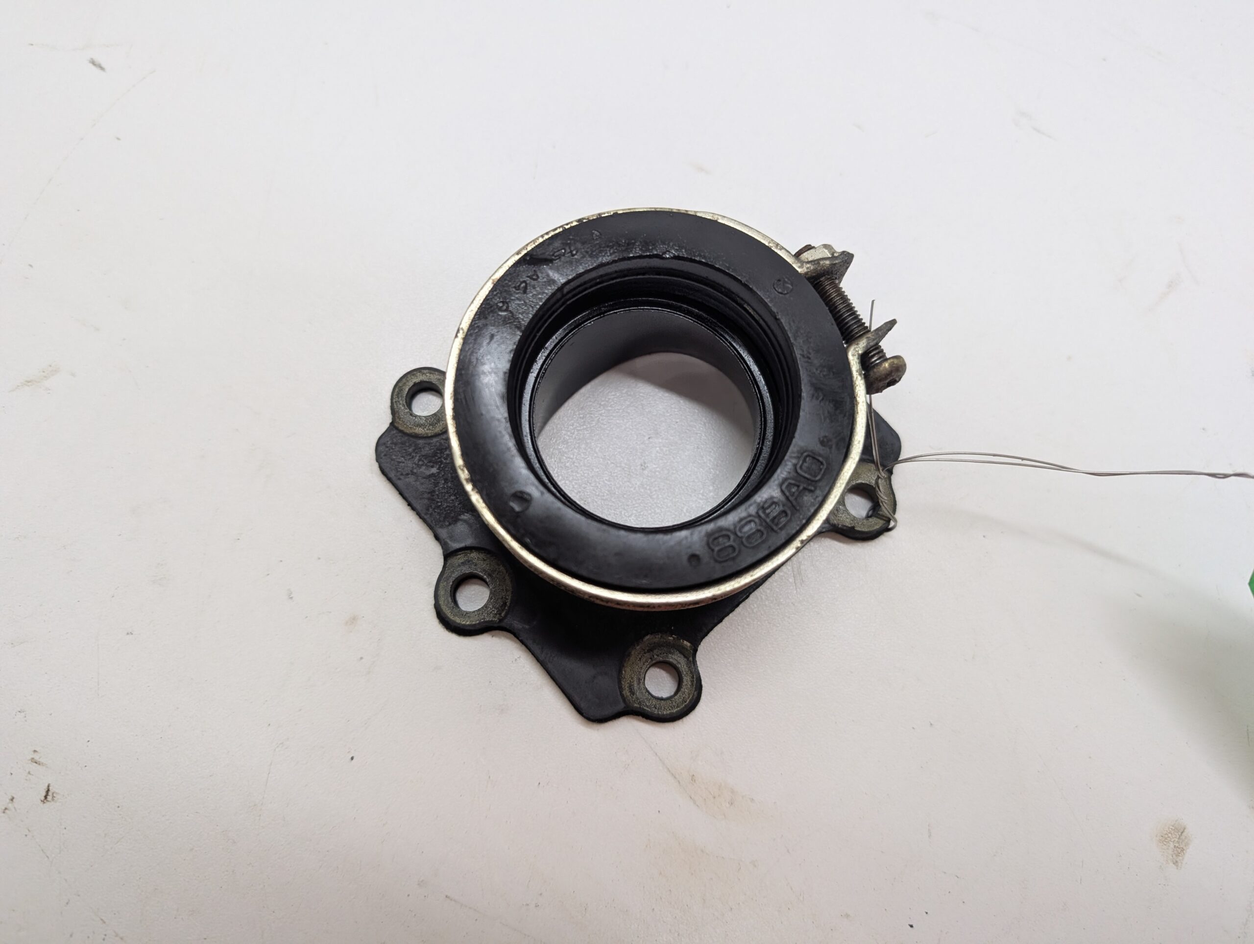 2000 AC ZRT 800 L/C Carburetor Mounting Flange - Image 3