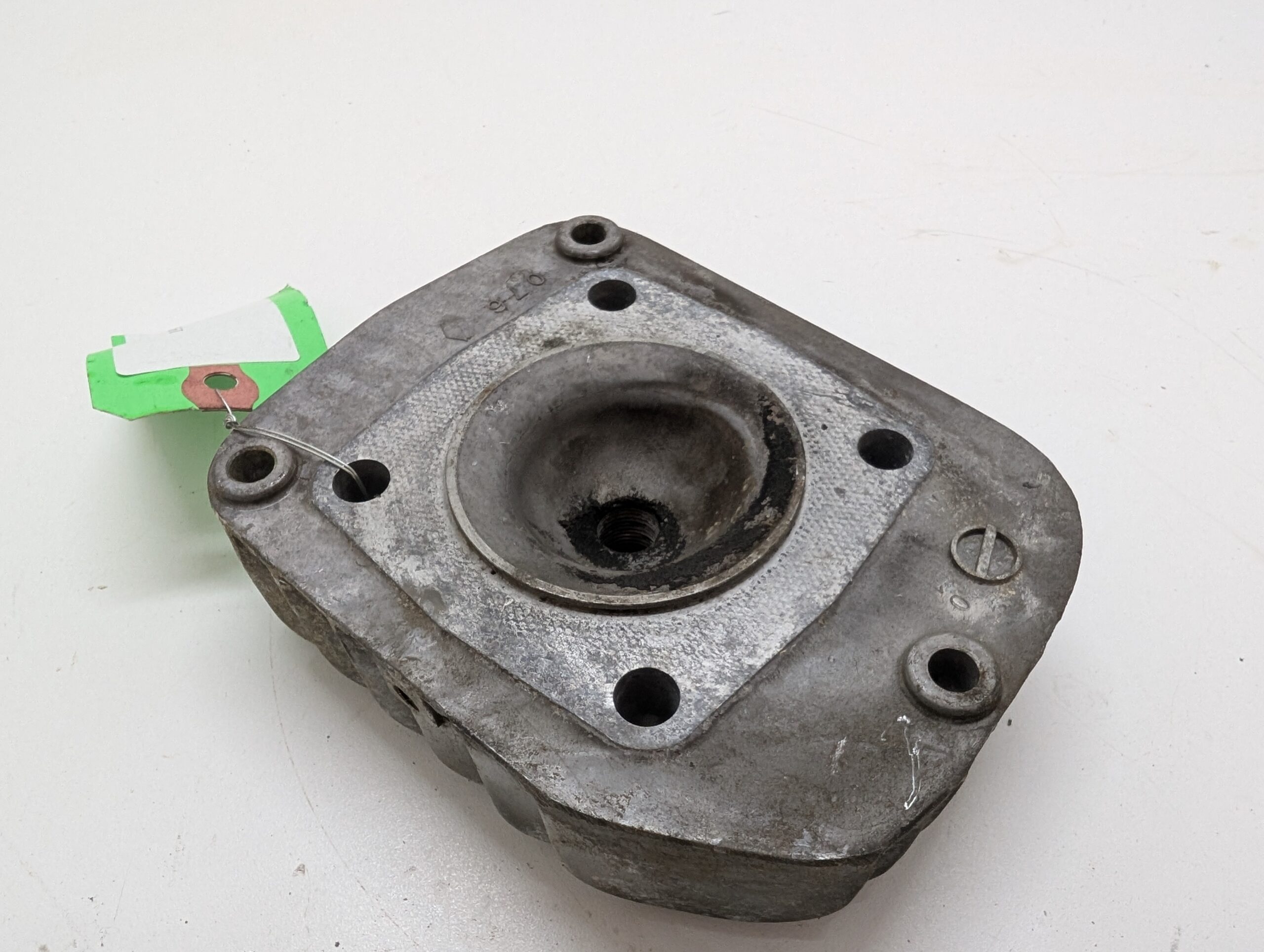 Cylinder Head - Image 5