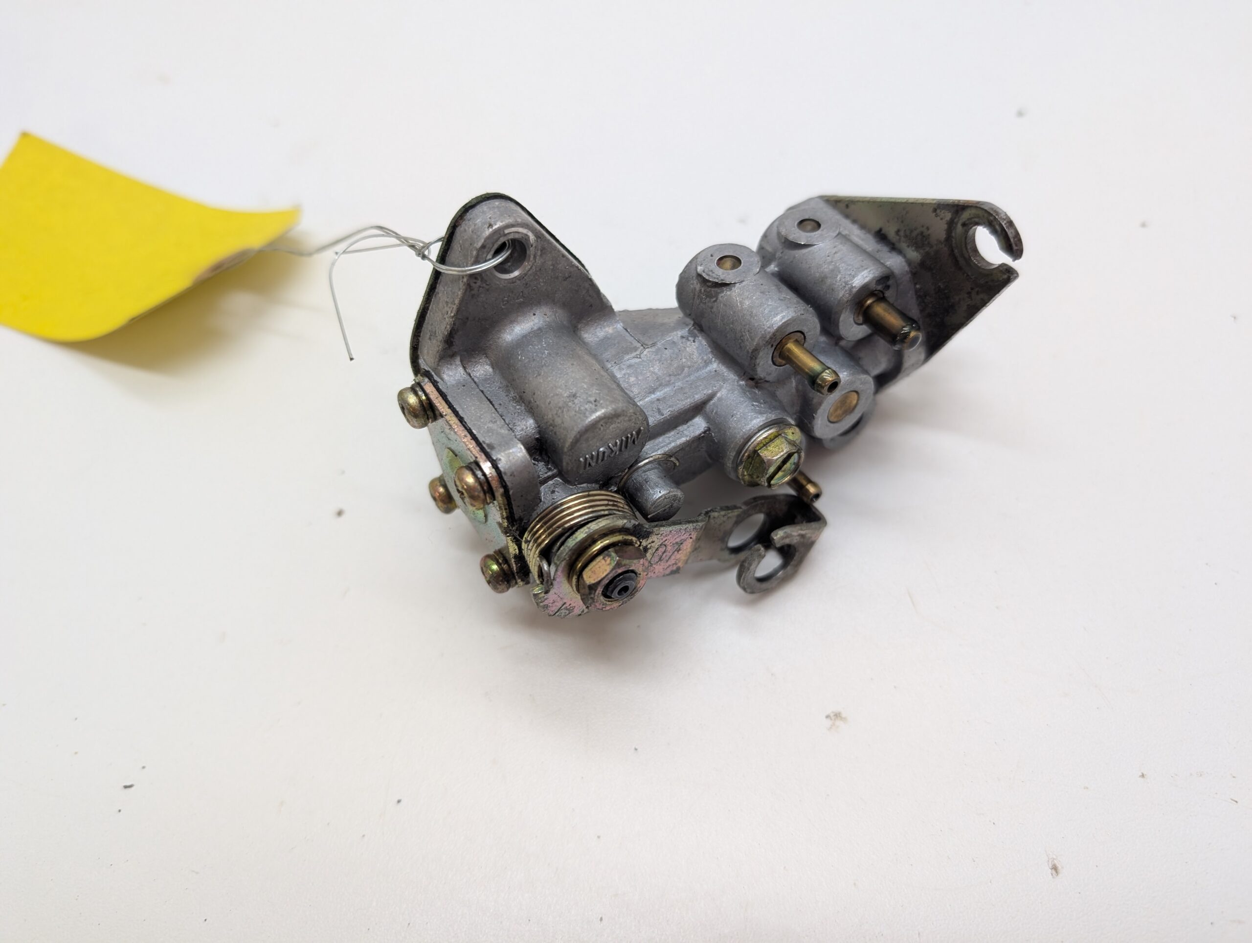 1996 Ski-Doo FORM III 600 L/C OIL PUMP - Image 2