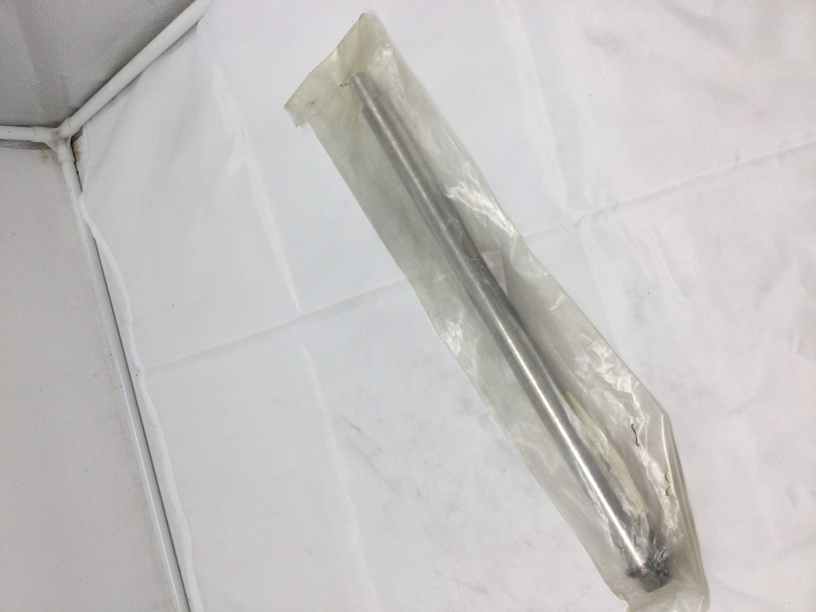 2002 Yamaha Rear Axle - Image 4