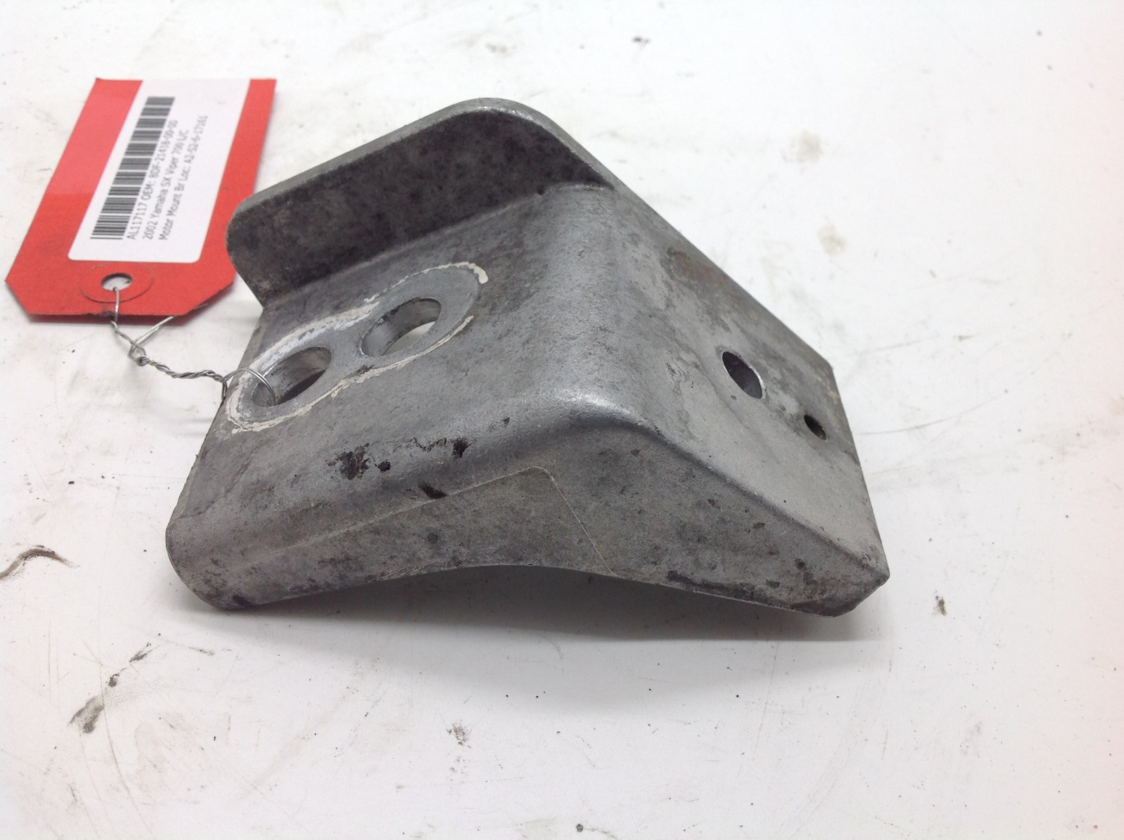 2002 Yamaha Motor Mount Bracket