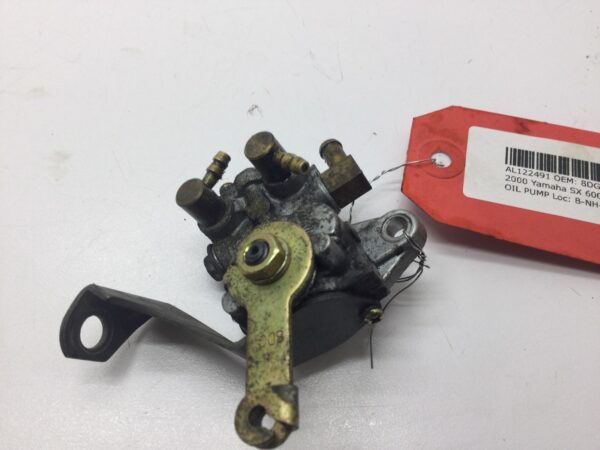 2000 Yamaha Oil Pump - Image 4