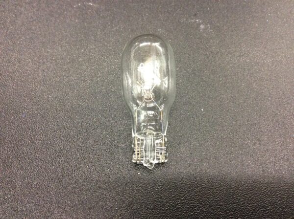 Light Bulb - GE906 12V 9W