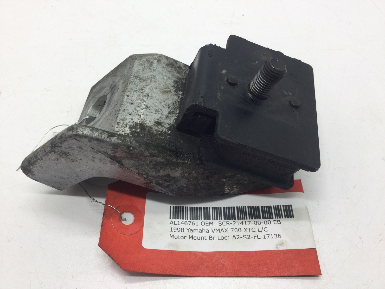 1998 Yamaha Motor Mount Bracket - Front Lower