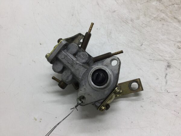 1996 Arctic Cat oil pump - Image 3