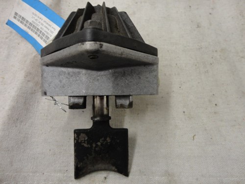 2002 Polaris RAVE VALVE -- w/1202216 base