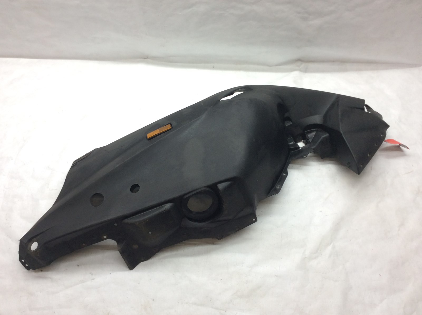 2002 Yamaha RH Belly Pan, Black - Image 2