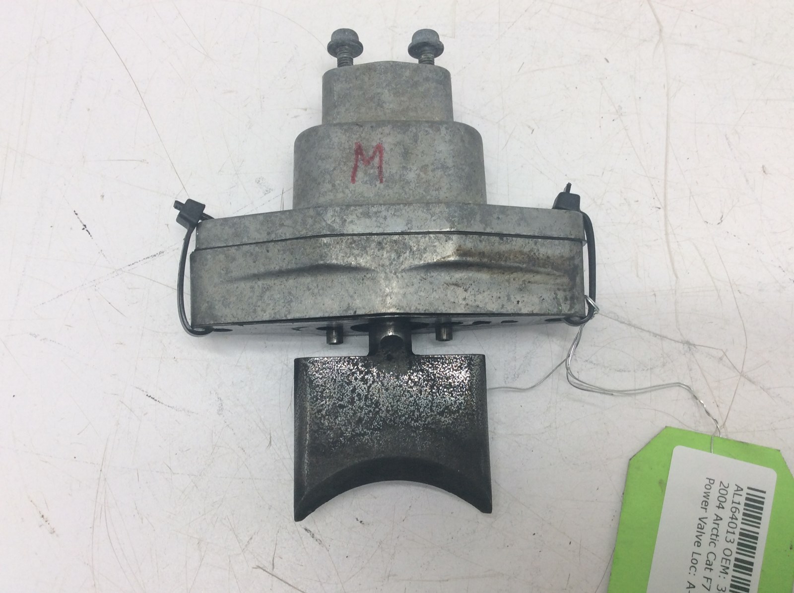 2004 Arctic Cat valve with housing - Image 3