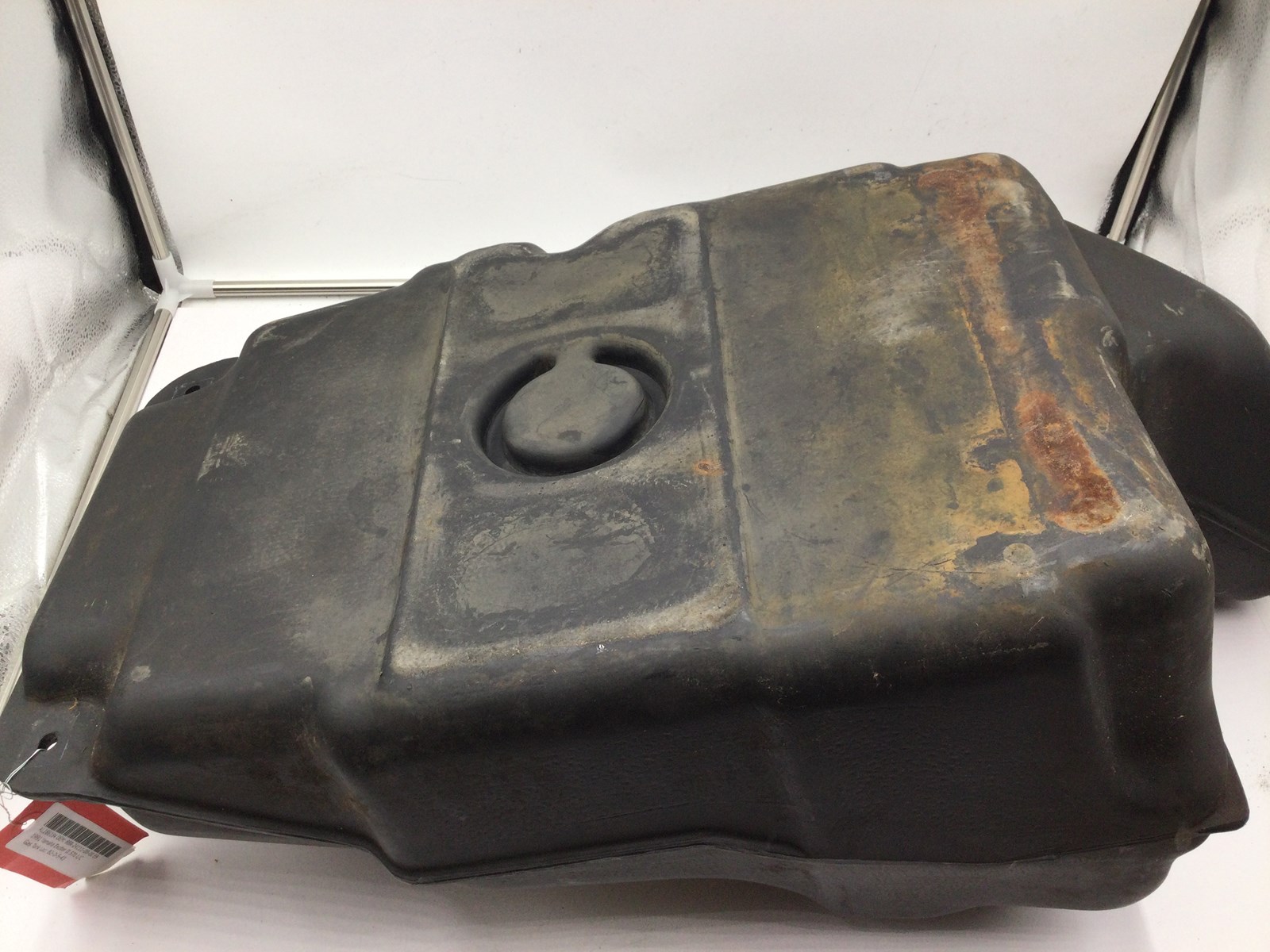 1991 Yamaha Gas Tank - Image 4