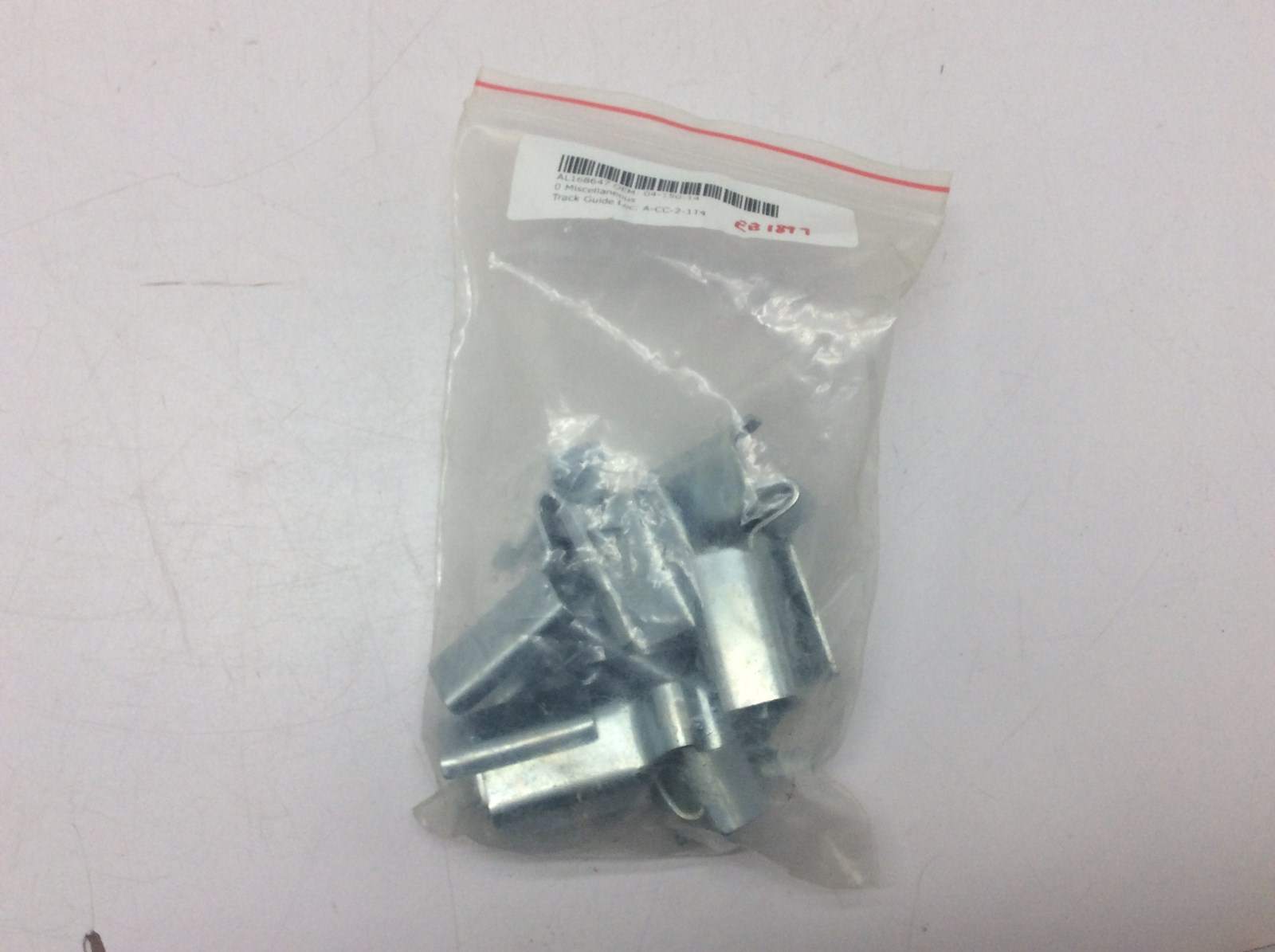 Track Guide Clips - Bag of 10 - Image 2