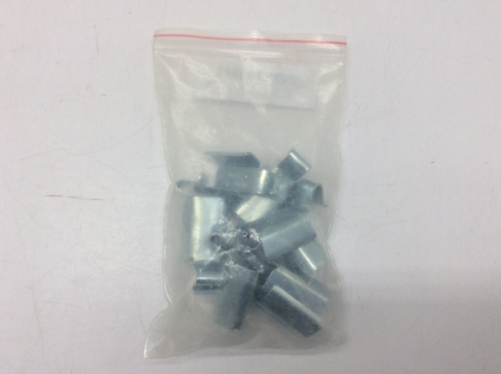 Track Guide Clips - Bag of 10 - Image 3