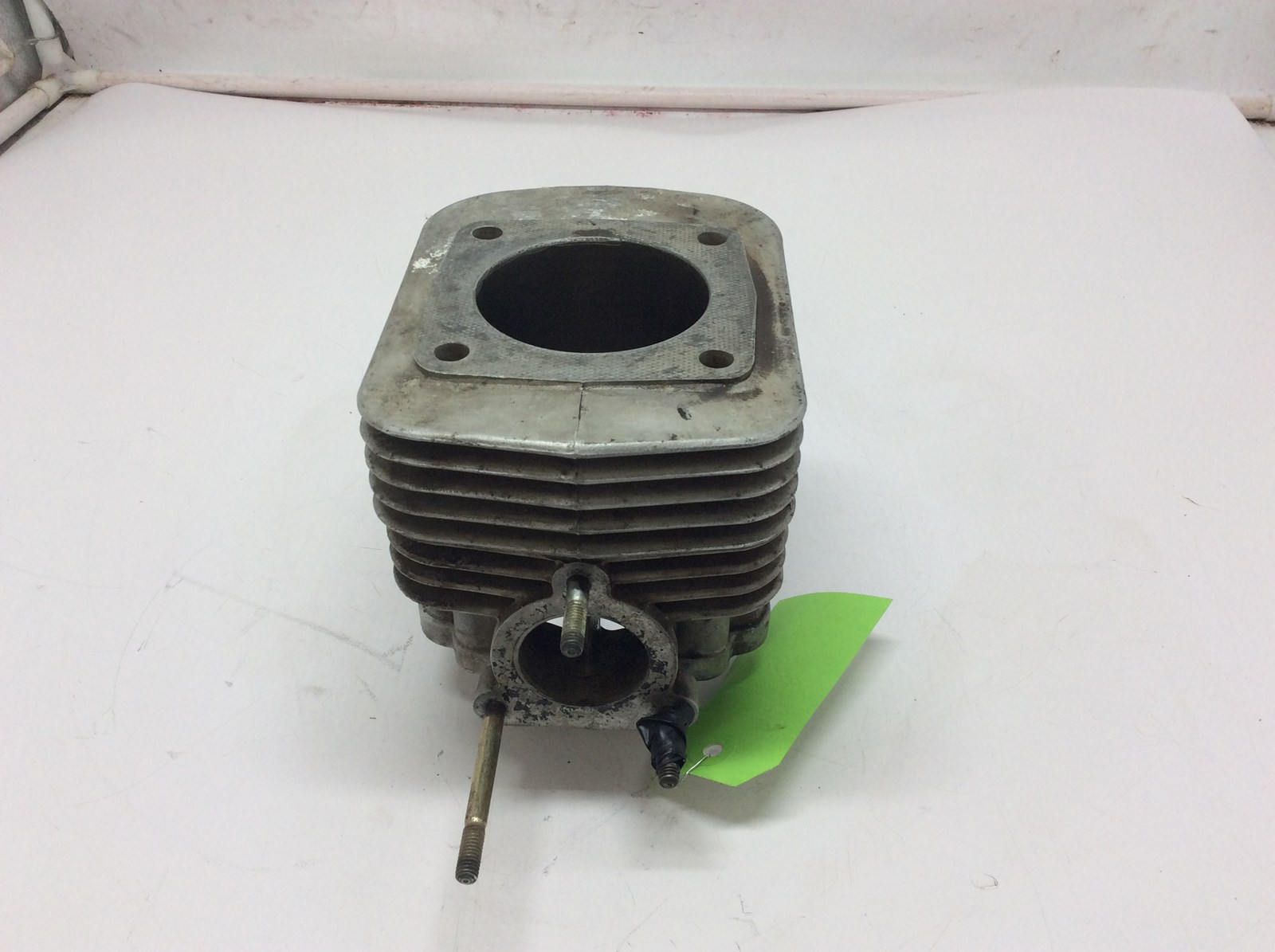 1989 Arctic Cat Used Cylinder 80-95 440 F/C (8mm stud holes w/o dowels) 431cc