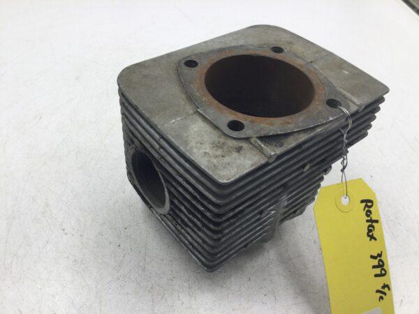 1970 Ski-Doo CYLINDER - Image 2