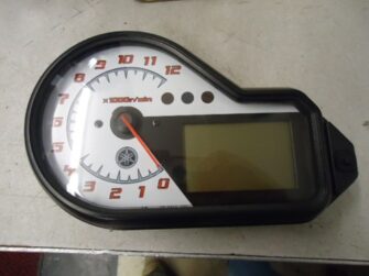 2004 Yamaha Speedo and Tach (9149 miles)