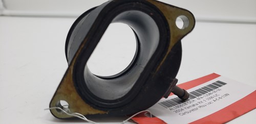 2004 Yamaha Carburetor Mounting Flange - Image 4
