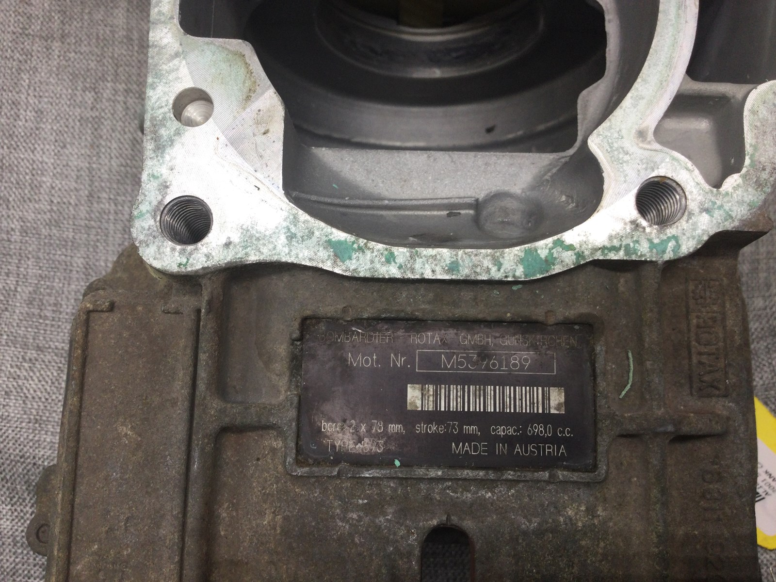 2001 Ski-Doo crank case - Image 2