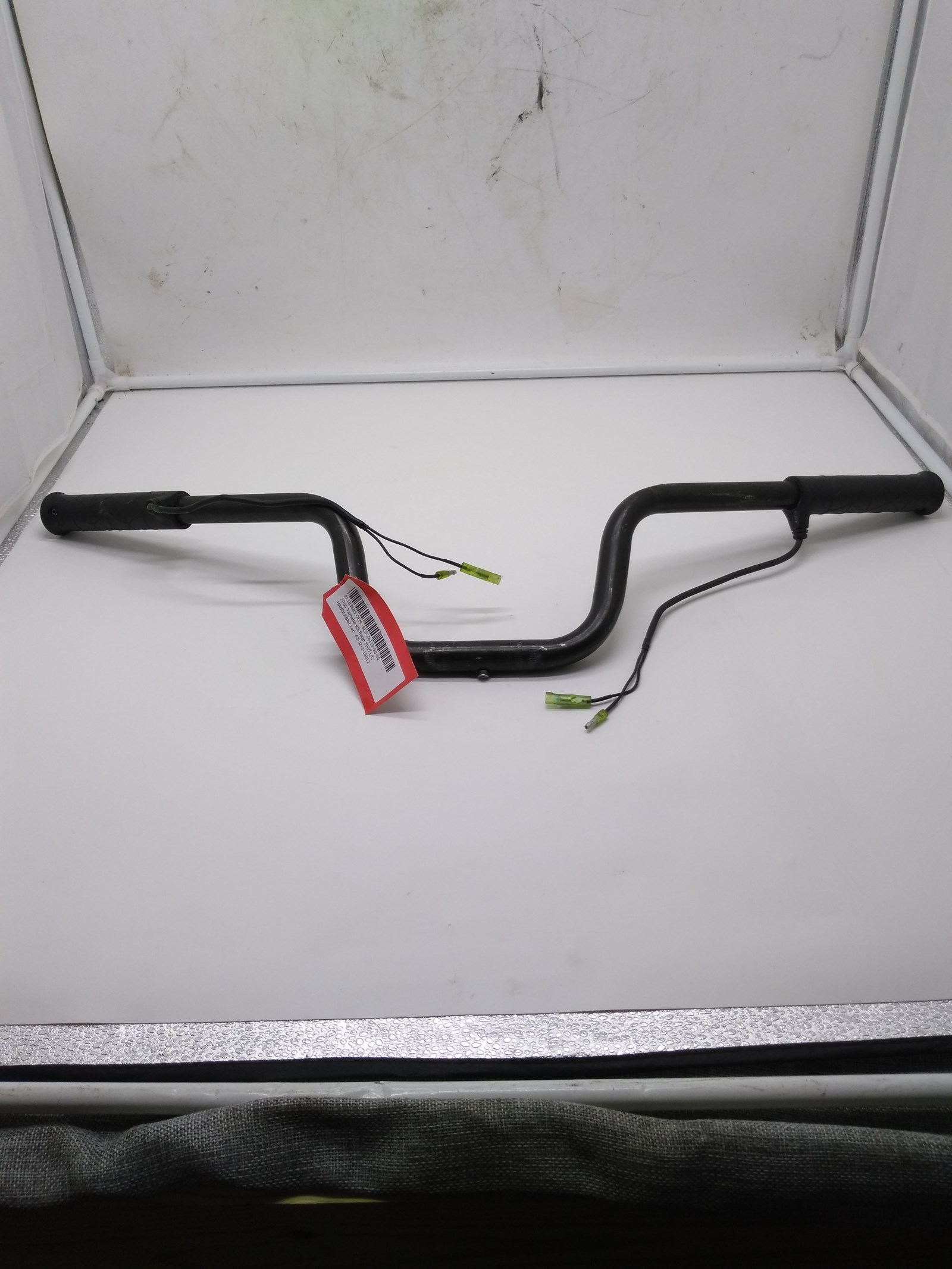 2005 Yamaha HANDLEBAR - Image 2