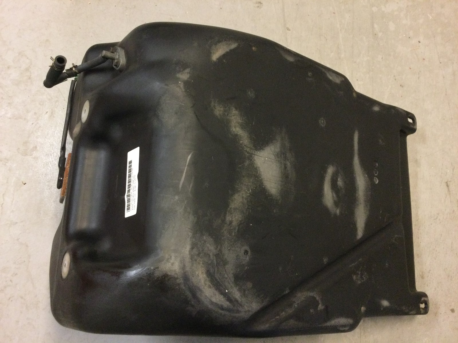 1997 Yamaha Gas Tank - Image 4