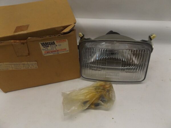 1984 Yamaha Headlight Assembly - Supercedes to 86M-84310-00-00
