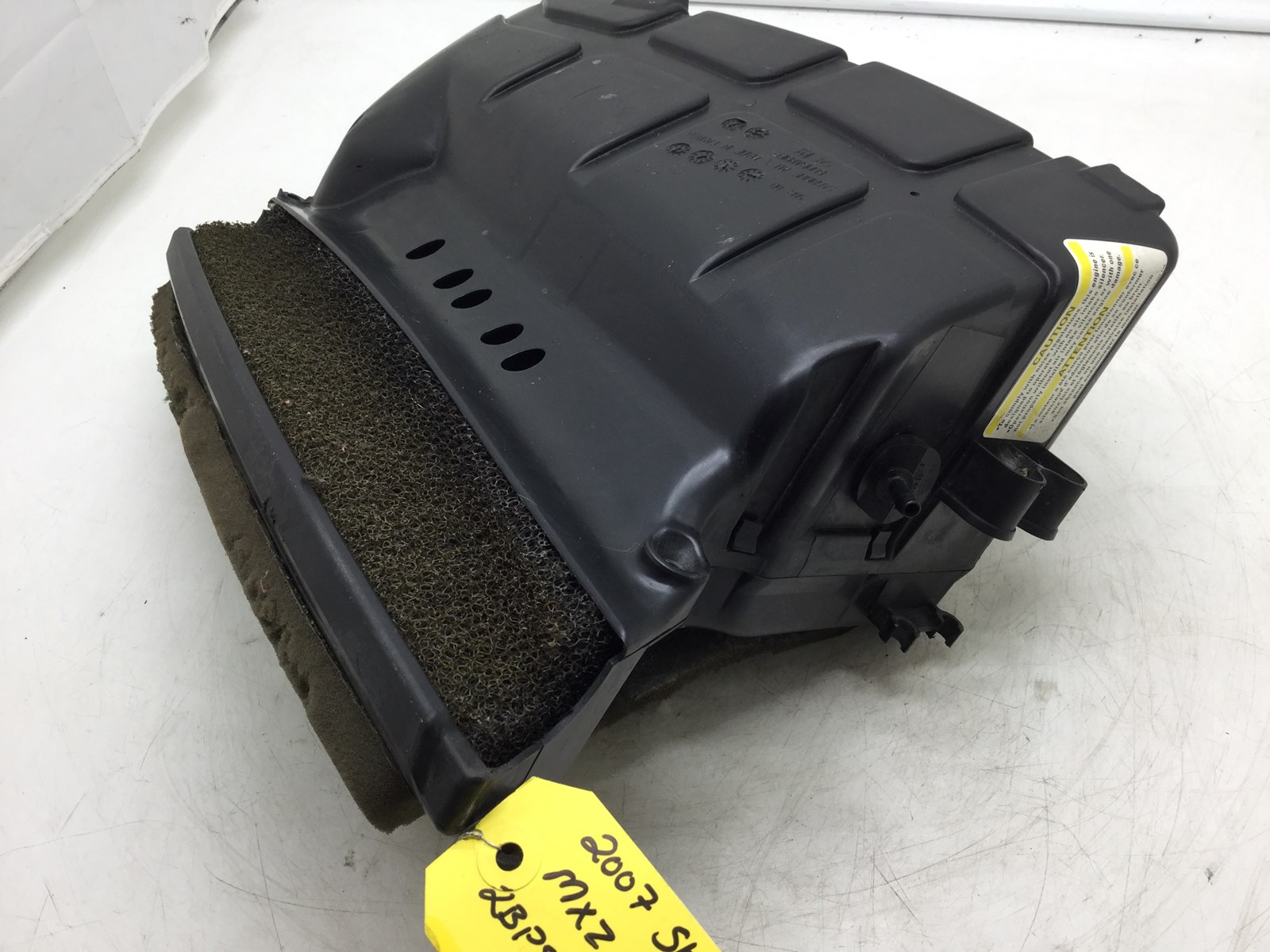 2004 Ski-Doo Airbox superseded #508000302 - Image 2